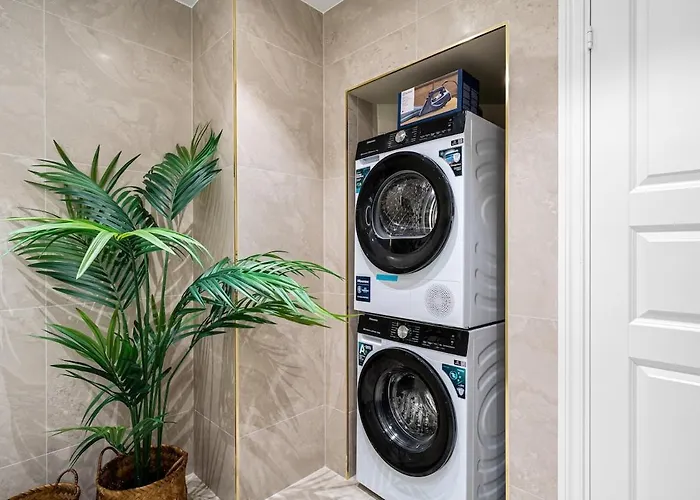 The Townhouse Dream I No Expense Spared I New 2025 Prázdninový dům