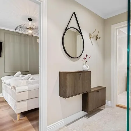 The Townhouse Dream I No Expense Spared I New 2025 * Μπέργκεν