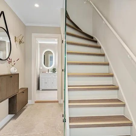 The Townhouse Dream I No Expense Spared I New 2025 Σπίτι διακοπών *