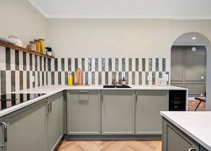 The Townhouse Dream I No Expense Spared I New 2025 *