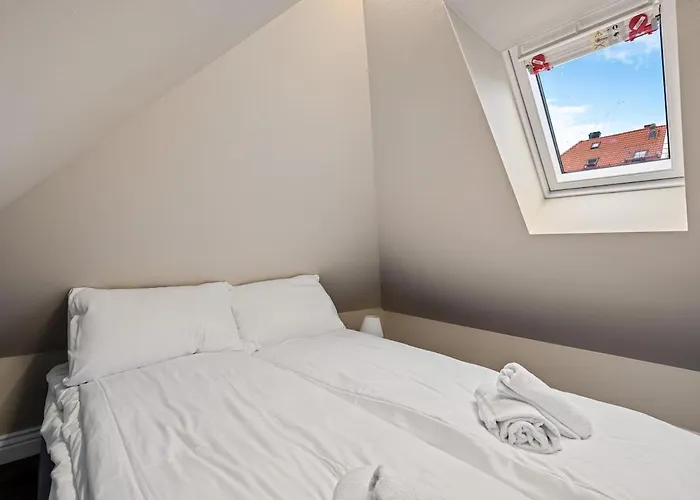 The Townhouse Dream I No Expense Spared I New 2025 Bergen