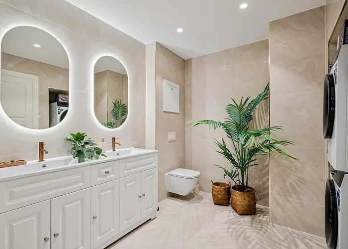 The Townhouse Dream I No Expense Spared I New 2025 別荘