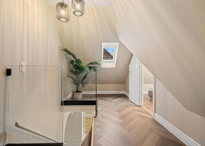 別荘 The Townhouse Dream I No Expense Spared I New 2025 ベルゲン